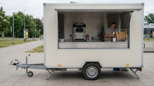 Ile prądu zużywa food truck, taki jak na zdjęciu?